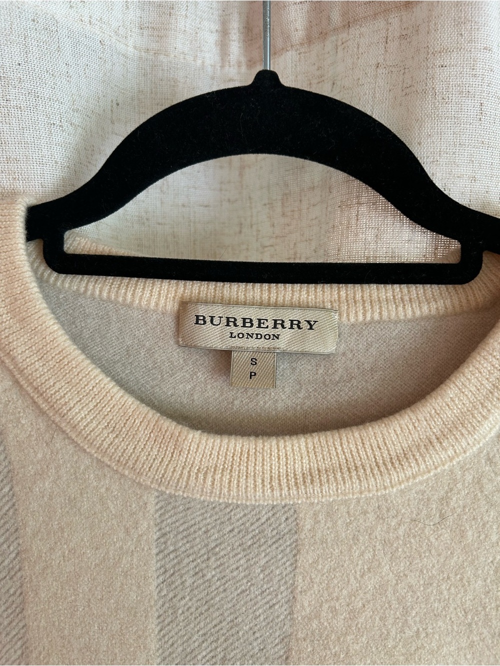 Burberry Sweater Wool Crewneck Cream and Gray Luxury Preppy Old Money Size S - Picture 3 of 10